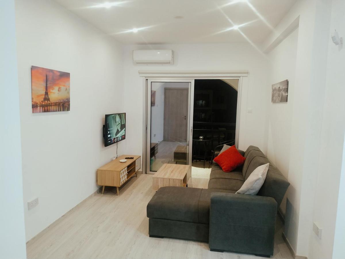 Charming Holiday Retreat Kato Paphos Apt 400M To The Beach Apartment Exterior foto