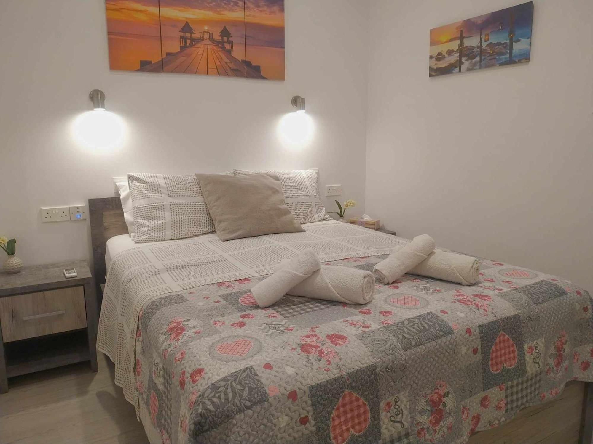 Charming Holiday Retreat Kato Paphos Apt 400M To The Beach Apartment Exterior foto